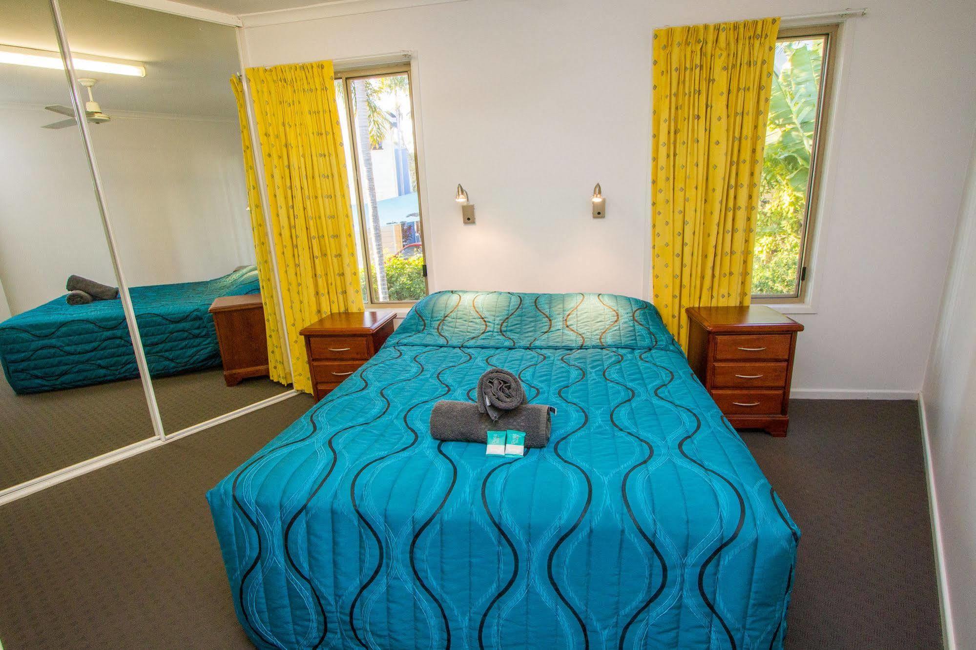 Boyne Island Motel And Villas Eksteriør billede